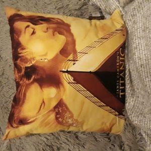 James Cameron's Titanic Pillow, NWOT